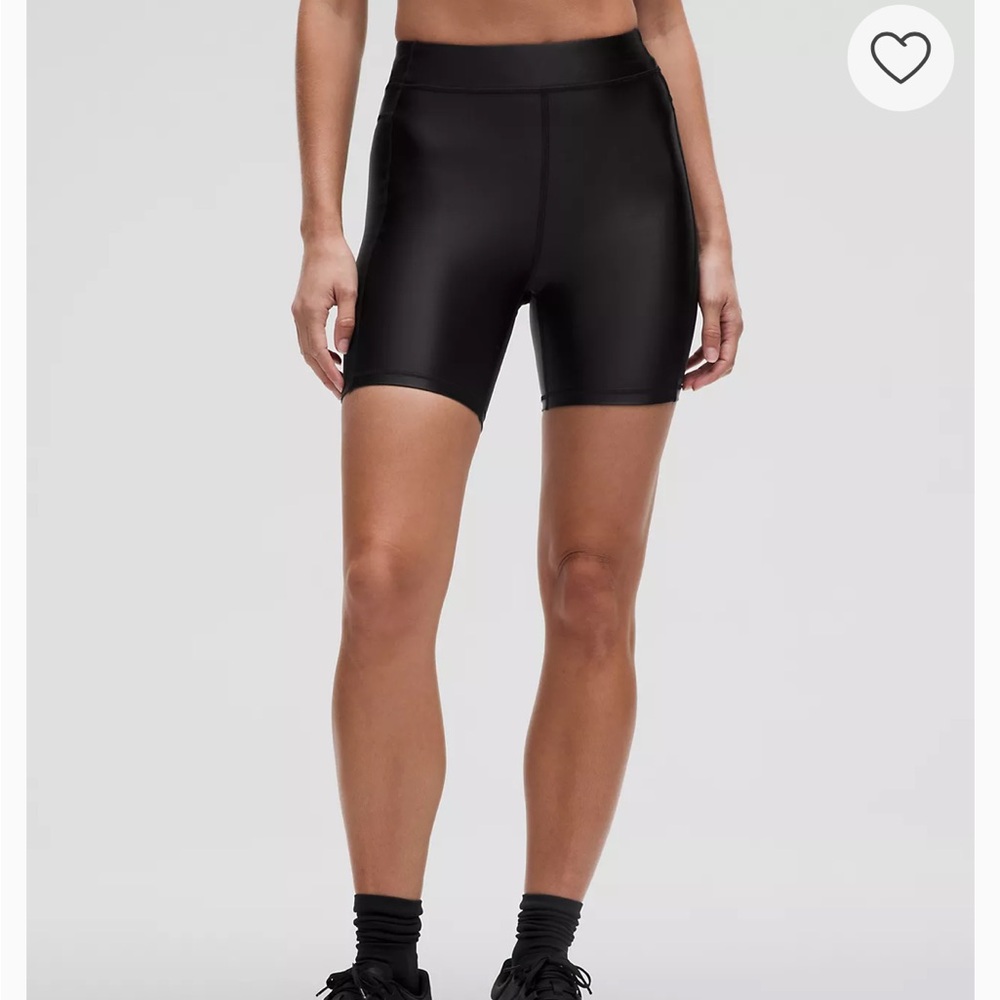 LULU lemon Satin Shine High-Rise Short 6"